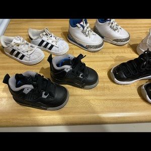 Children shoes  ( New / Slightly Used )